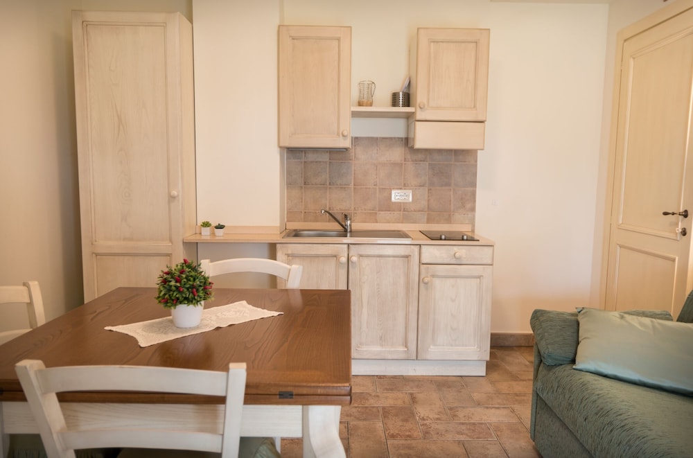 Classic Studio, Private Bathroom (Fiori)