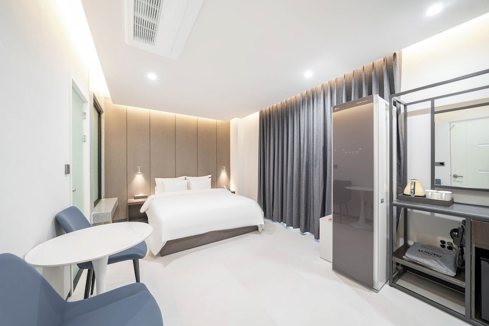 Deluxe Double Room photo 3