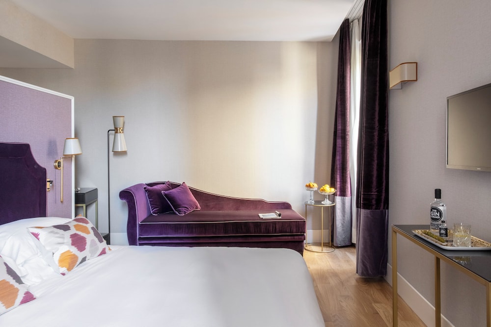 Superior Triple Room photo 2
