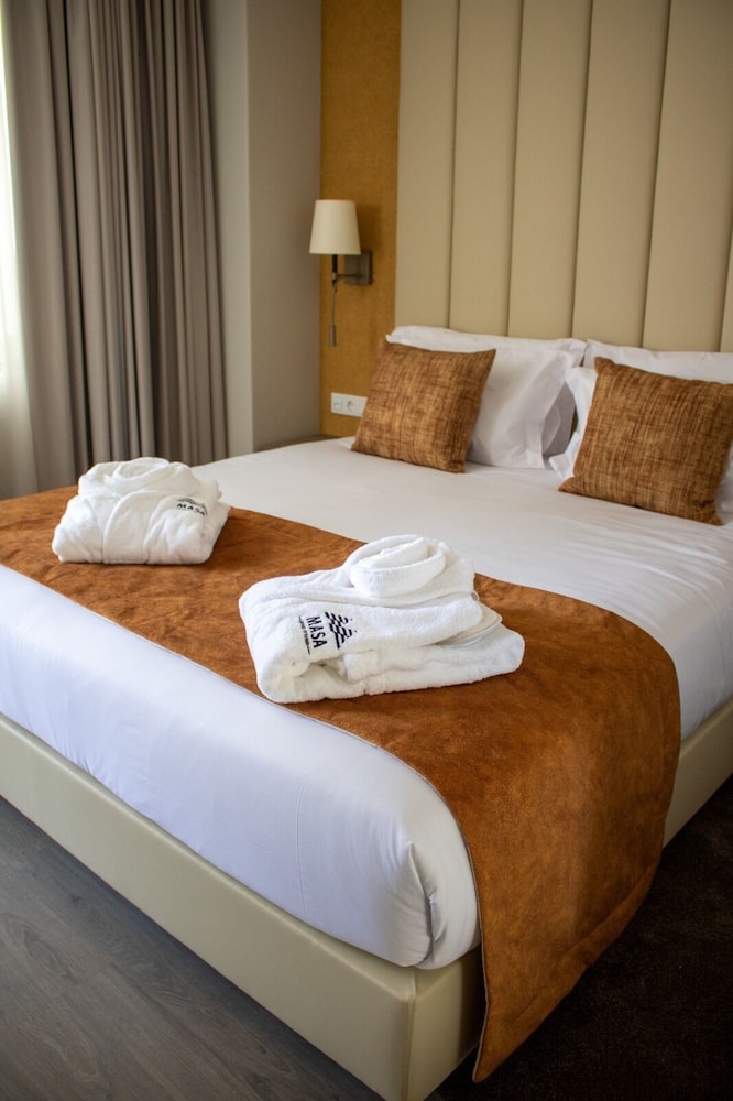 Privilige Club Double Room - Photo 2
