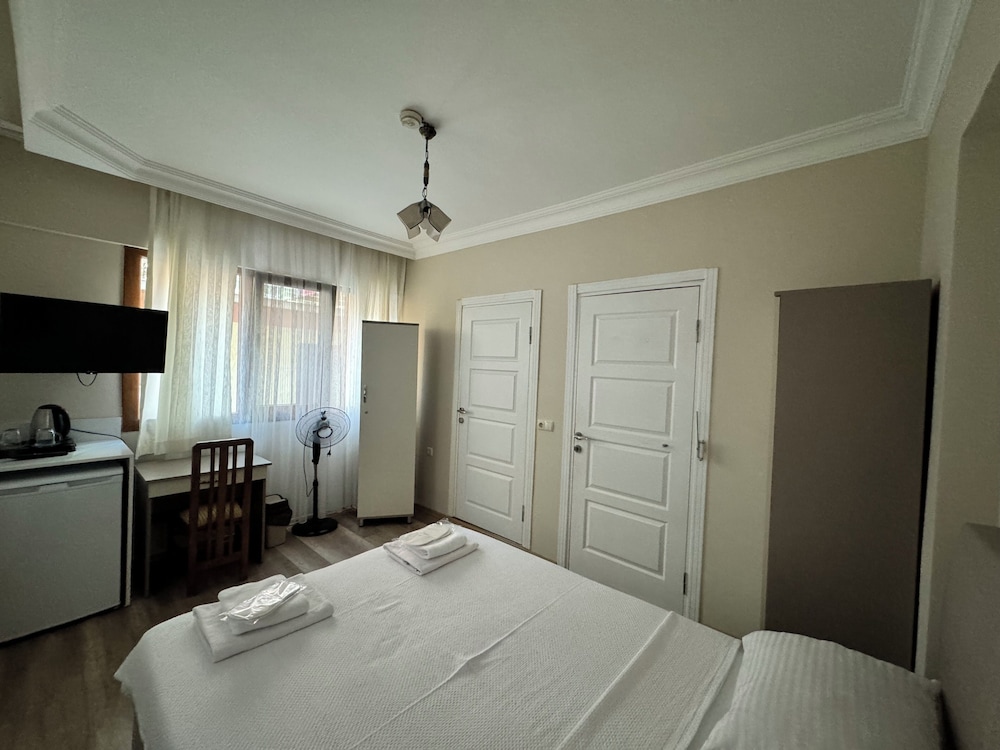 Standard Double Room, 1 Double Bed photo 2