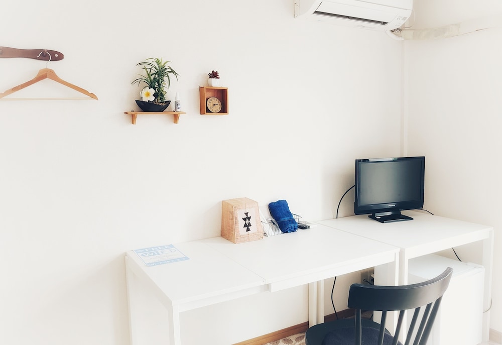 Basic Triple Room photo 3