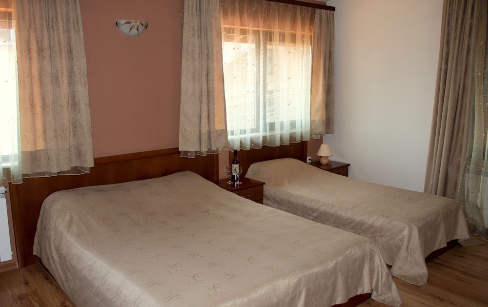 Comfort Triple Room, Balcony, Mountain View