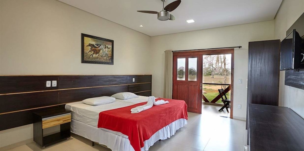 Luxury Suite photo 1