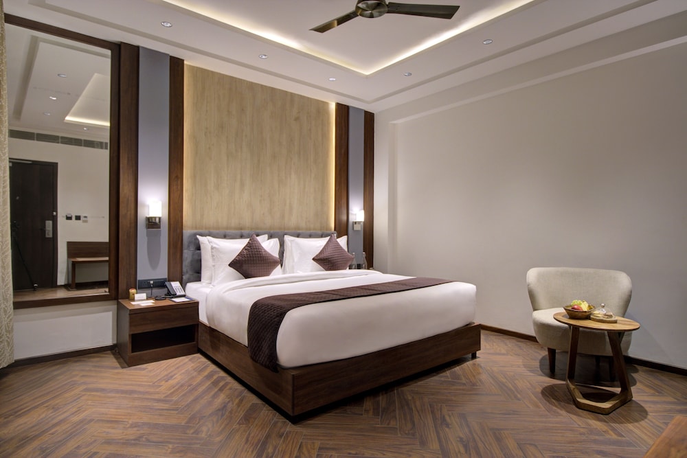 Club Room - Photo 6