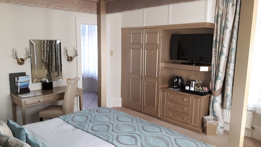 Deluxe Suite, 1 King Bed, Non Smoking (View) - Photo 3