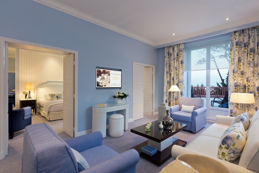 Suite, 1 Double Bed, Terrace, Sea View photo 2