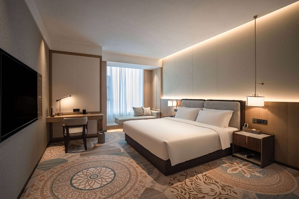 Business Room, 1 King Bed with Sofa bed, Non Smoking