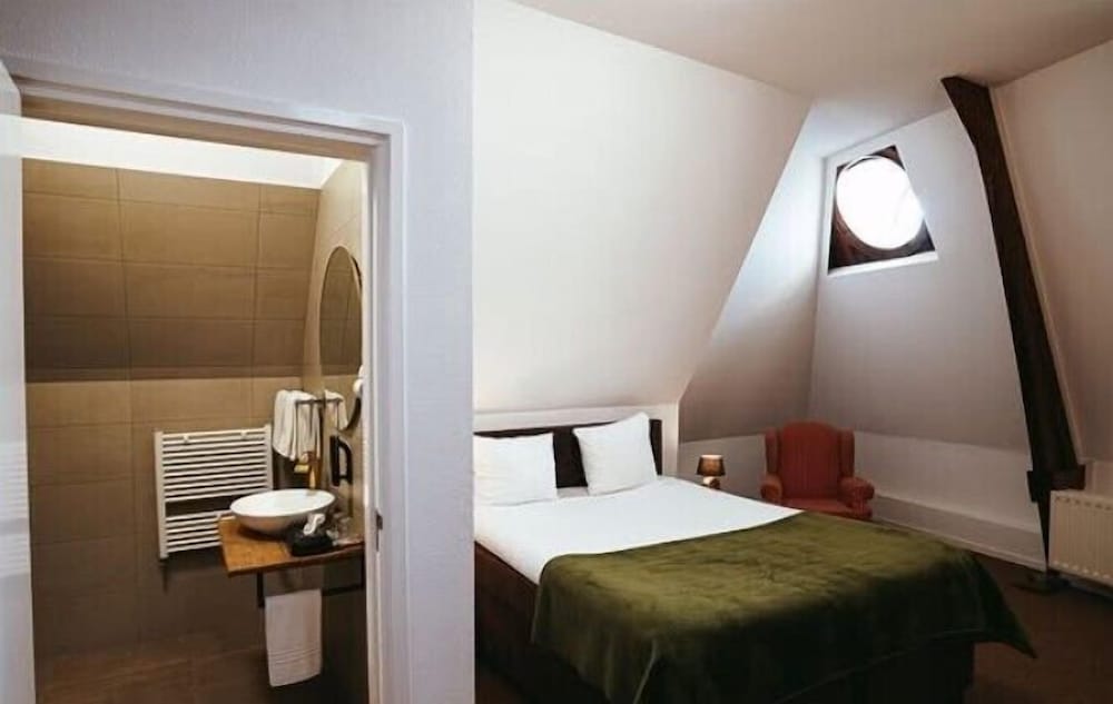 Deluxe Double or Twin Room, 1 Queen Bed, Non Smoking photo 2