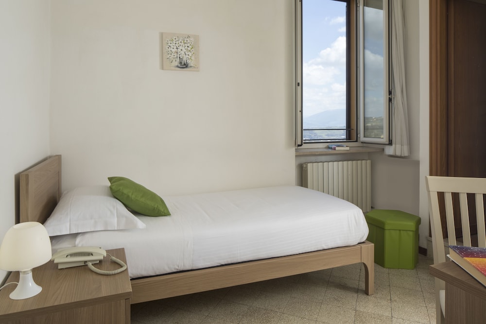 Single Room, Valley View photo 1