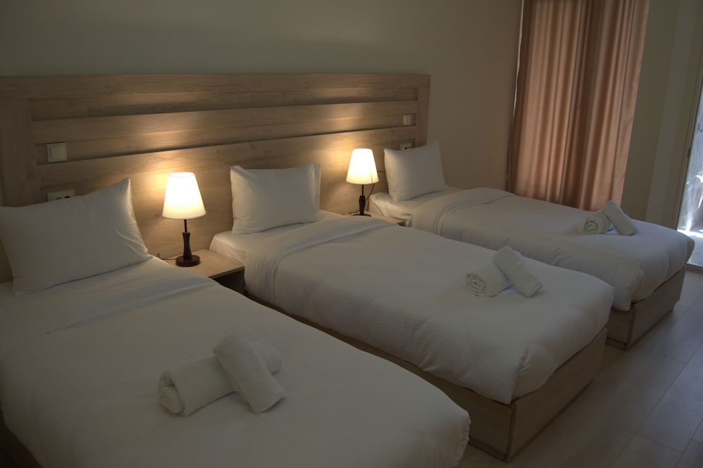 Classic Triple Room photo 1