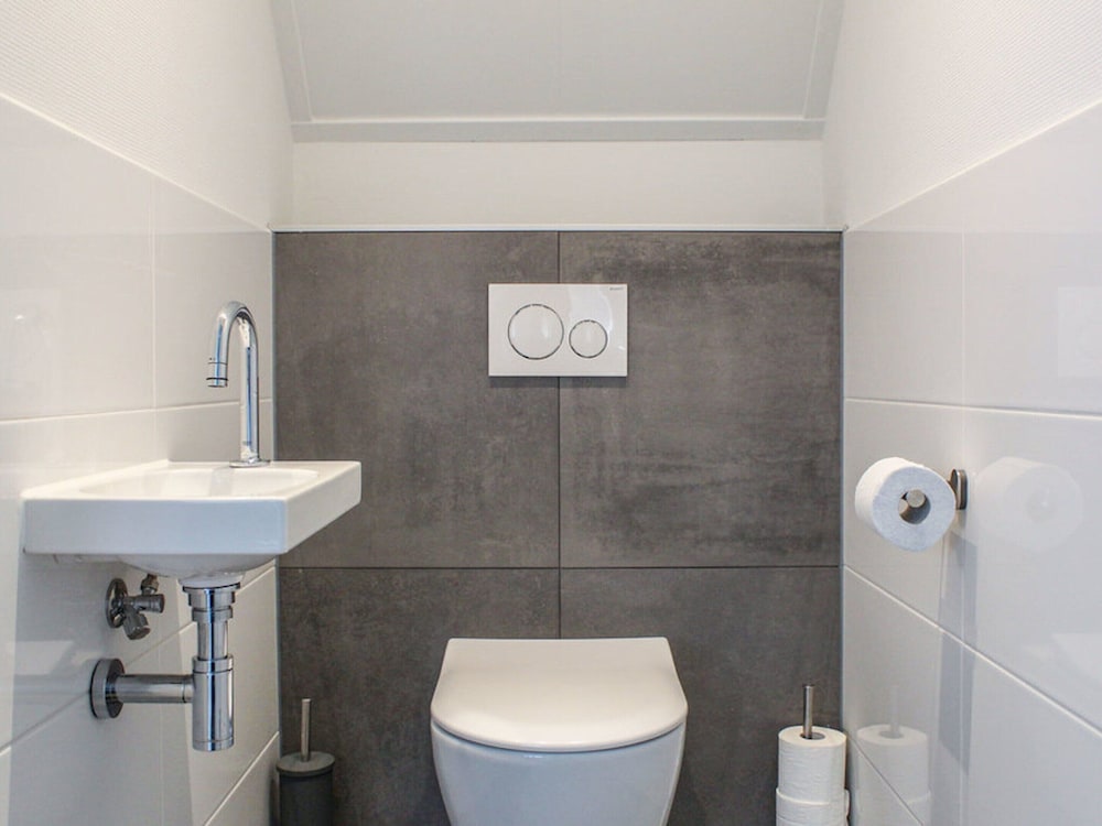 Comfort House, 5 Bedrooms photo 2