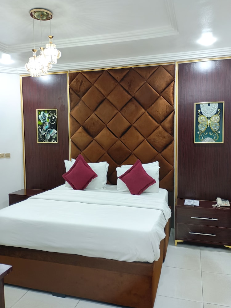 Classic Double Room, Courtyard View photo 2