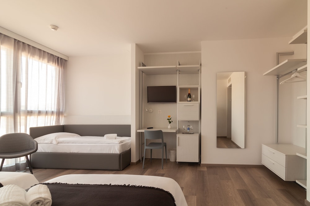 Superior Room - Photo 2