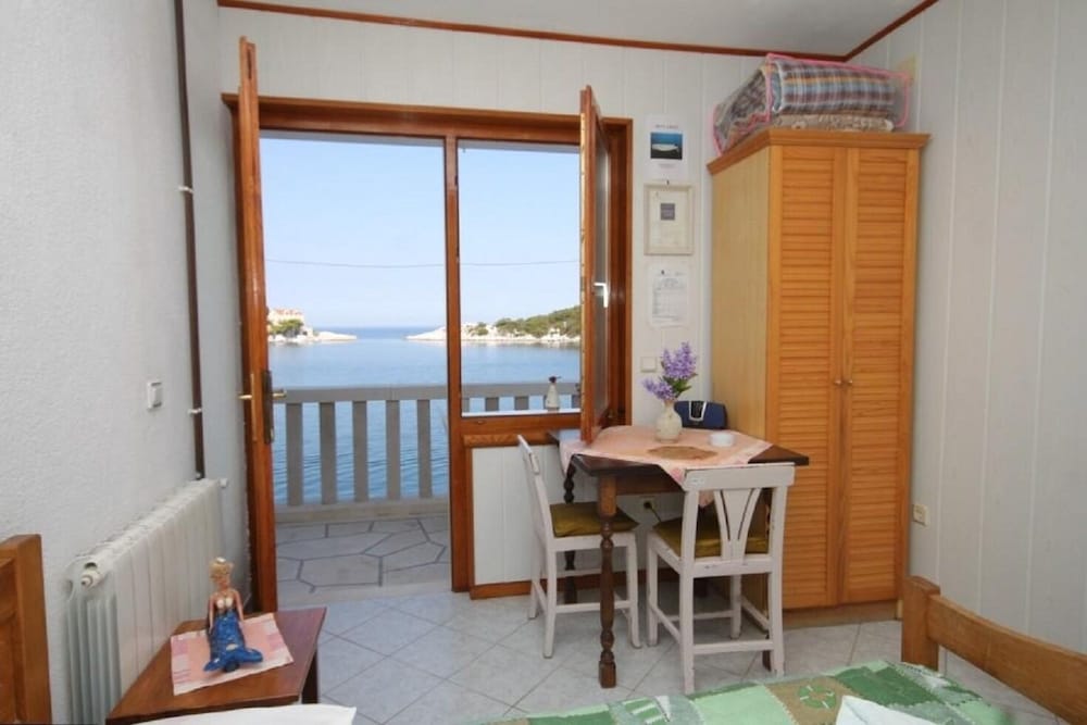 Studio (Mile  - 10m from the sea - SA2(2) Stu) photo 1
