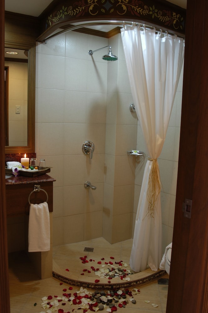 Cabana Suite - Photo 7