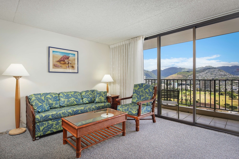 Deluxe Room, 1 Bedroom, Mountain View - Photo 8