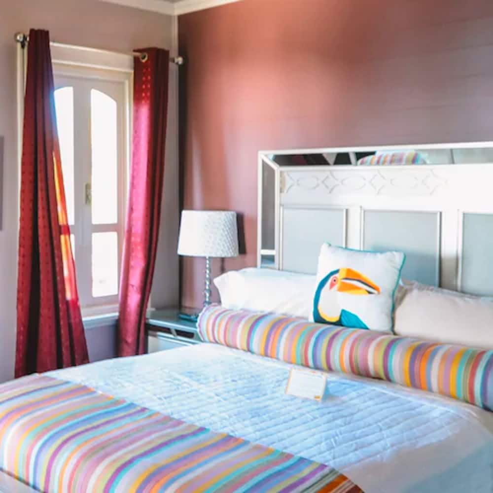 Romantic Room, 1 Queen Bed, Balcony, Sea View (The Bertrand)