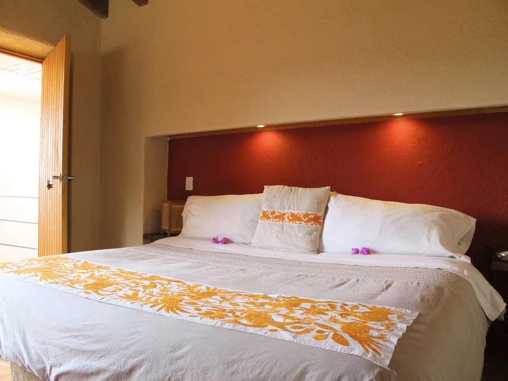 Junior Suite, 1 King Bed (La Cima) photo 1
