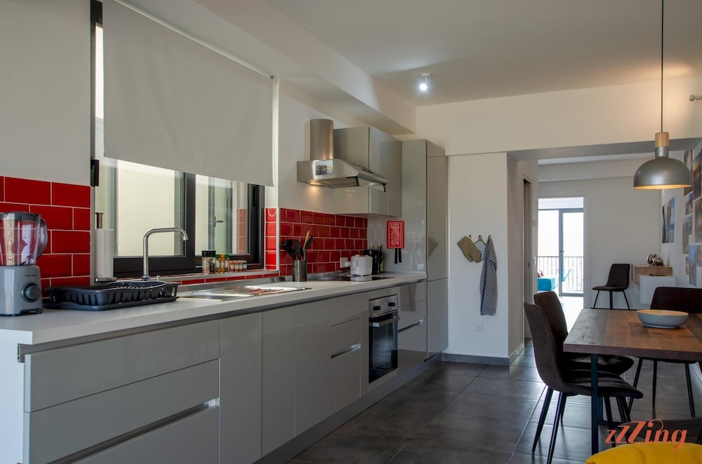 Apartment photo 2