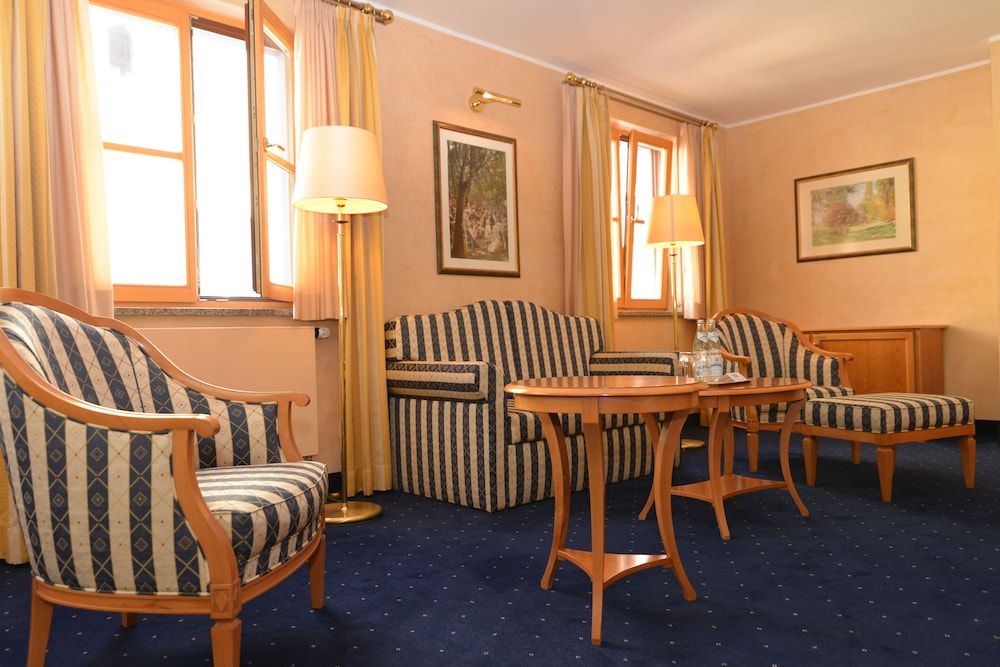 Suite photo 1