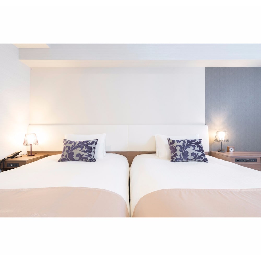 Basic Twin Room, Non Smoking photo 3