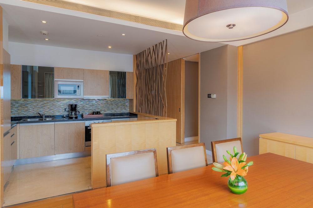 Executive Apartment, 2 Bedrooms - Photo 8