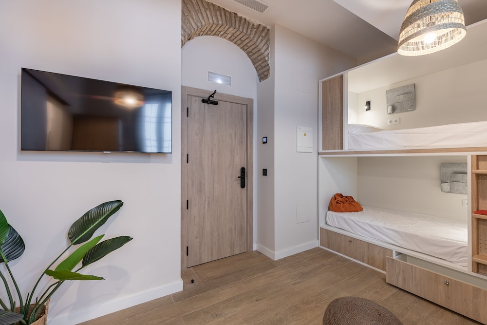 Room for 4 people with private bathroom