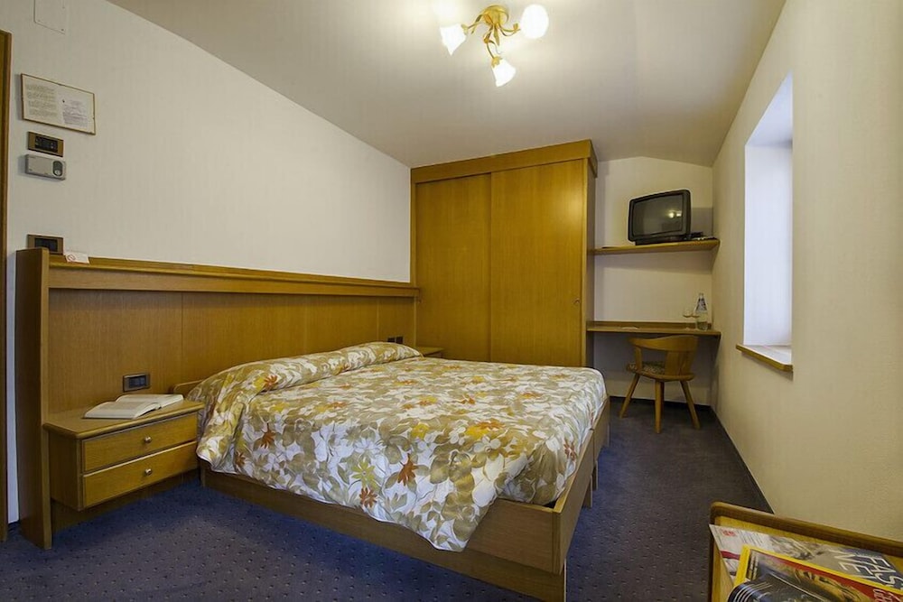 Classic Double Room photo 3