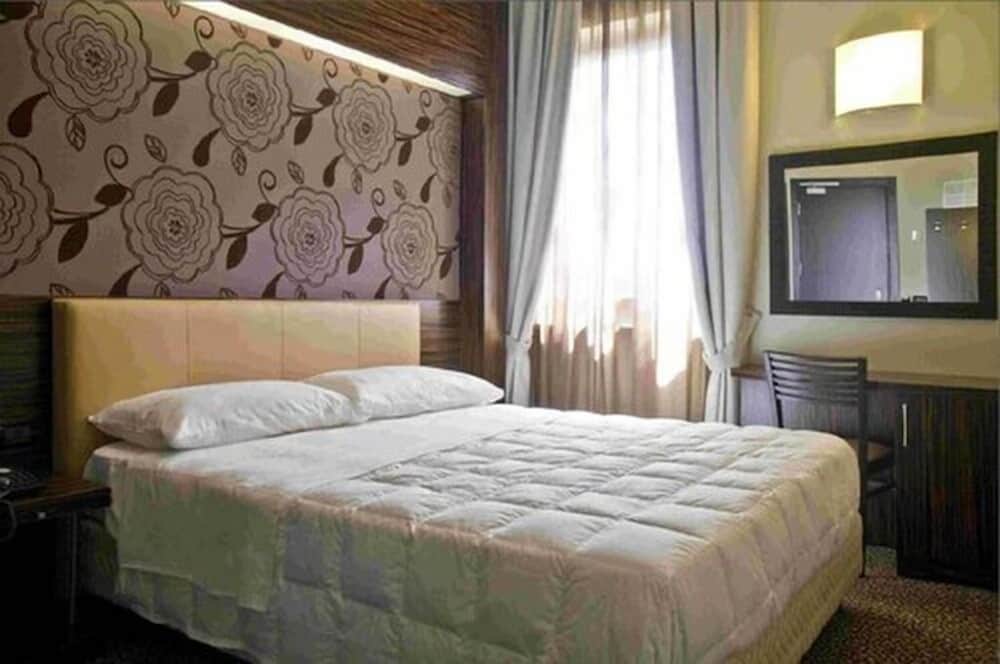 Double or Twin Room photo 1