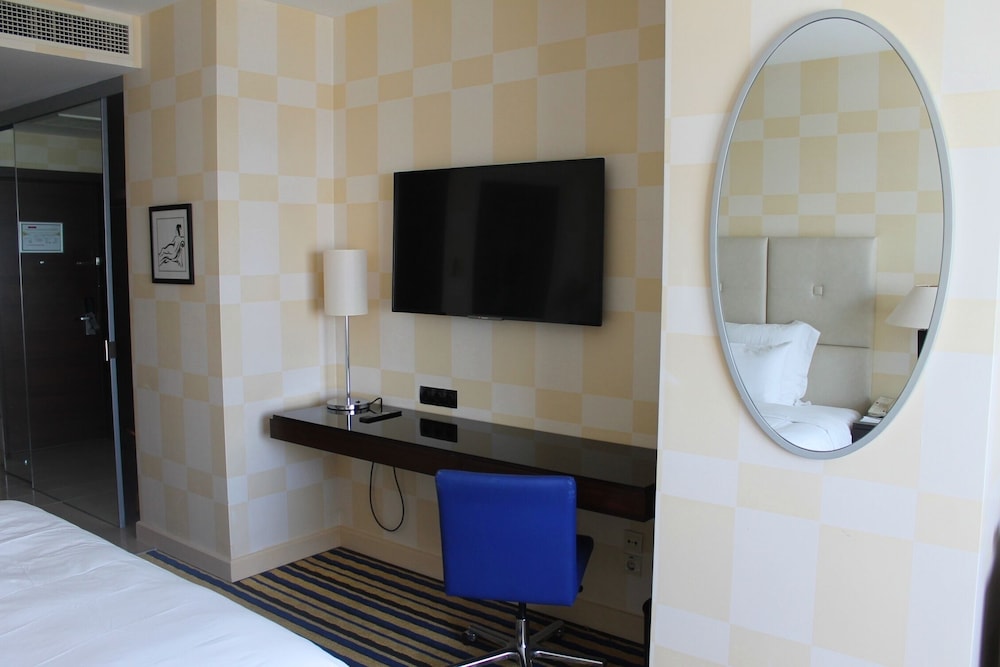 Club Room, 2 Twin Beds - Photo 3