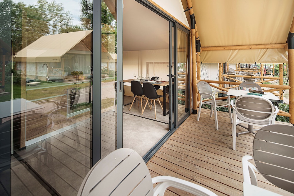 Luxury Tent photo 3