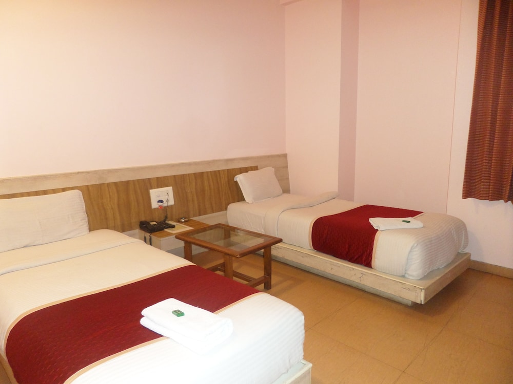 Twin Bed Ac photo 1
