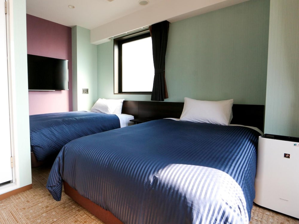 Twin Room, Non Smoking photo 3