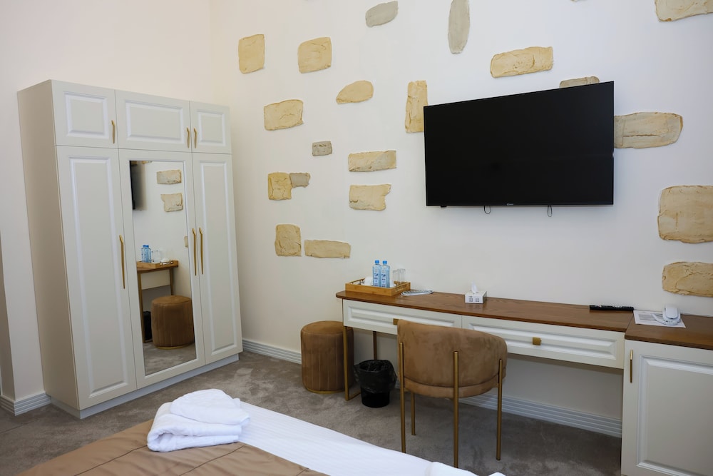 Standard Double Room, Balcony, Pool View