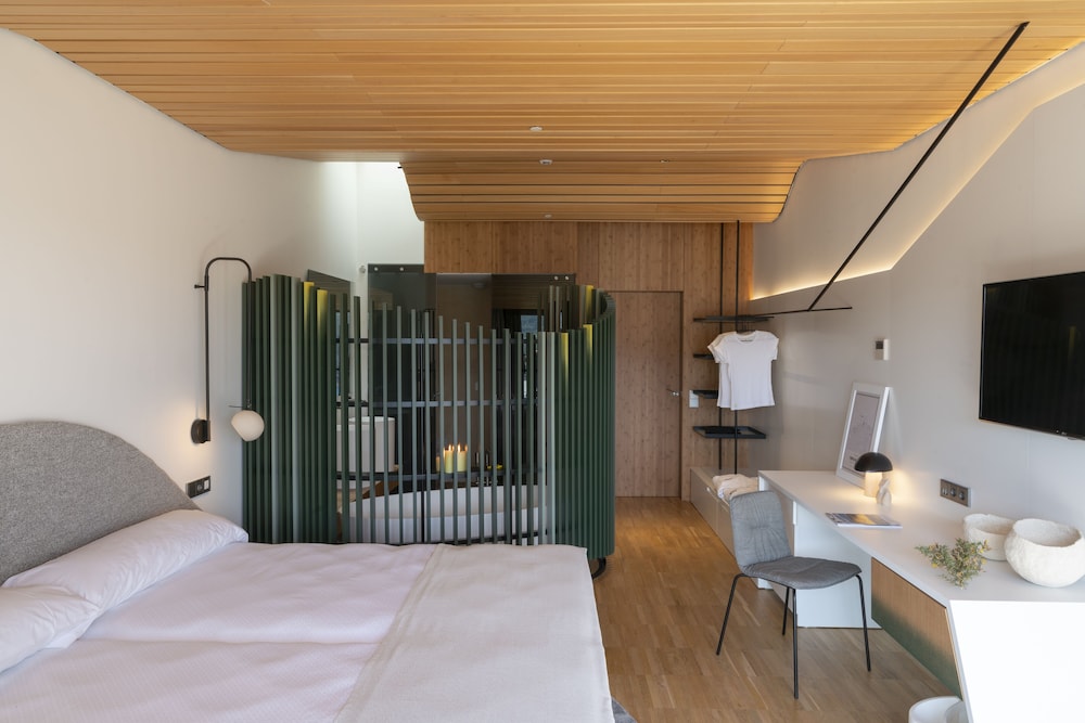 Standard Double Room - Photo 1