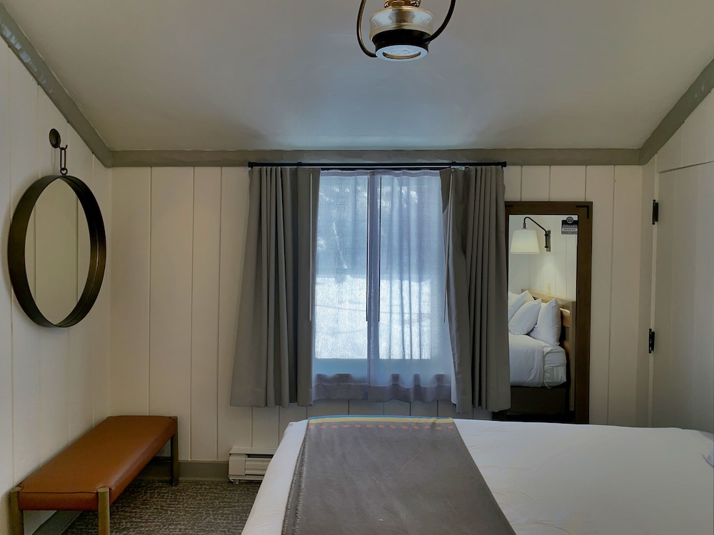 Standard Room (1 Double) No A/C