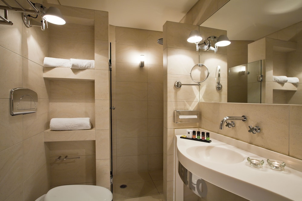 Classic Room (Thisio View) thumbnail 5