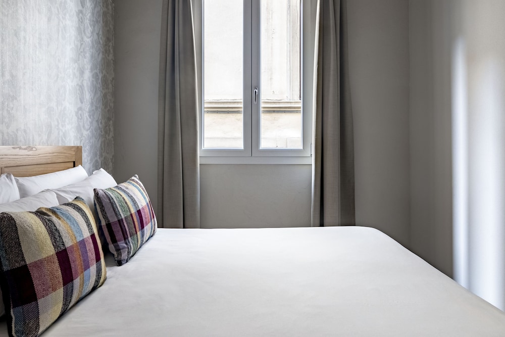 1 Bedroom Apartment, Sofa Bed photo 2