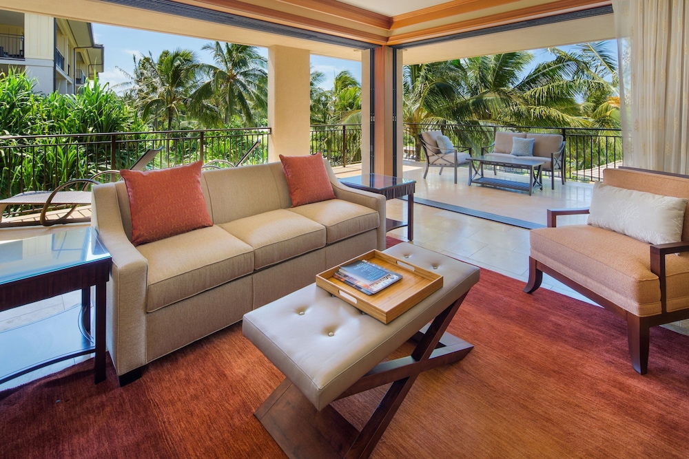 Villa, 3 Bedrooms, Accessible Bathtub, Kitchen (Mobility/HearingAccessible, Island Vi)
