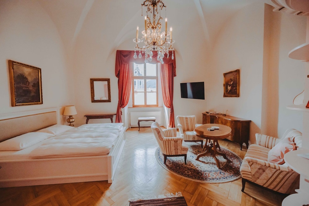 Classic Suite (Country View) photo 2