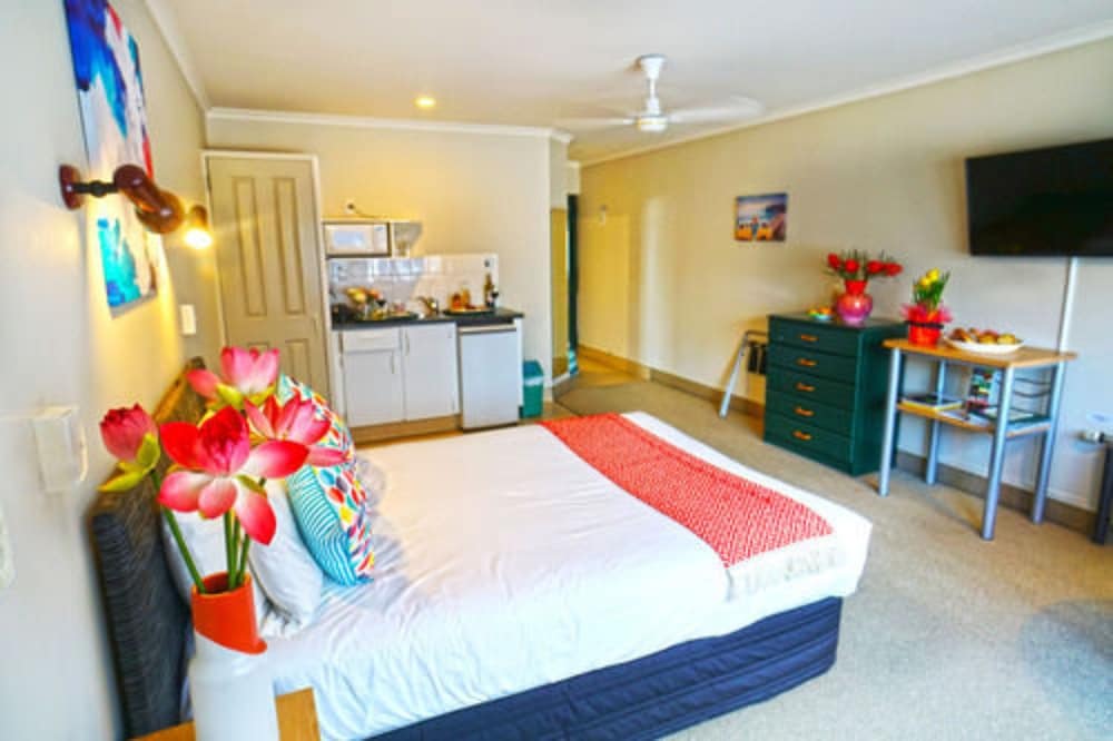 Studio Suite photo 2