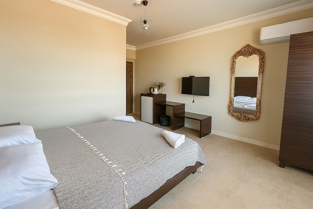Standard Room, Non Smoking, Sea View photo 1