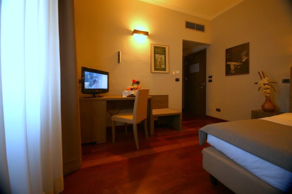 Standard Double Room, 2 Twin Beds