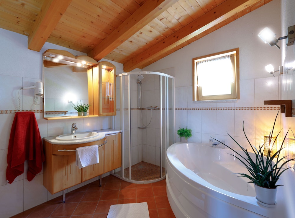 Apartment, 2 Bedrooms (Edelweiss, incl. 75 EUR Cleaning Fee) - Photo 11