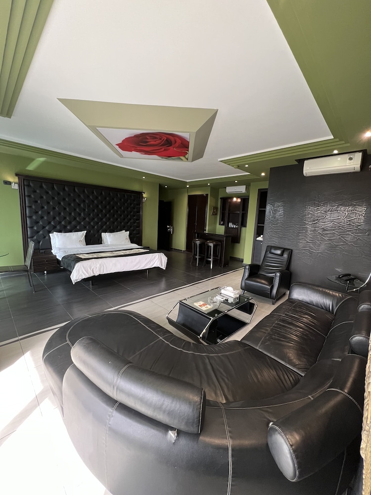 Executive Room photo 1