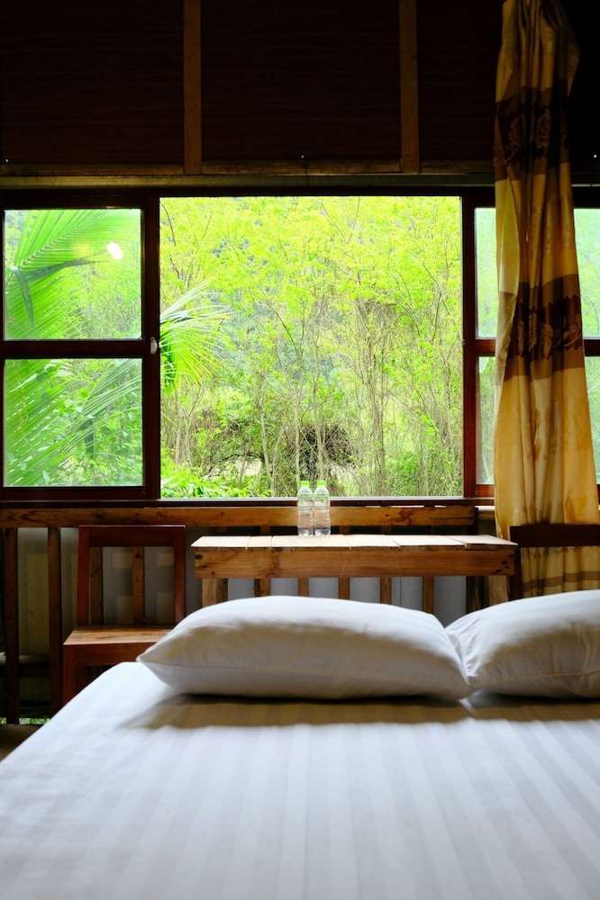 Standard Double Room Single Use, River View