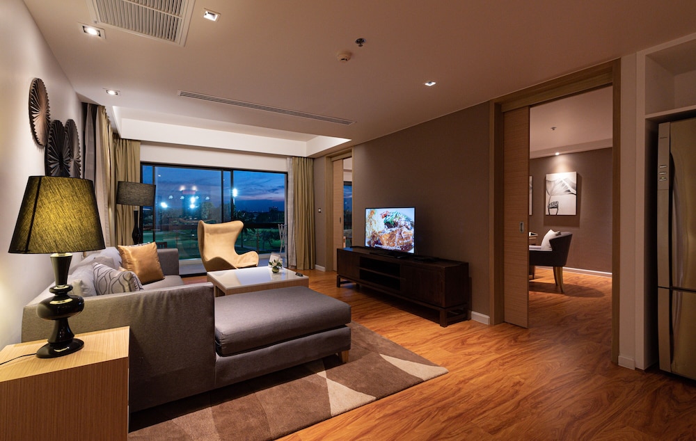 Grand Deluxe Suite - Free Suvarnabhumi Airport Transfer - Photo 8