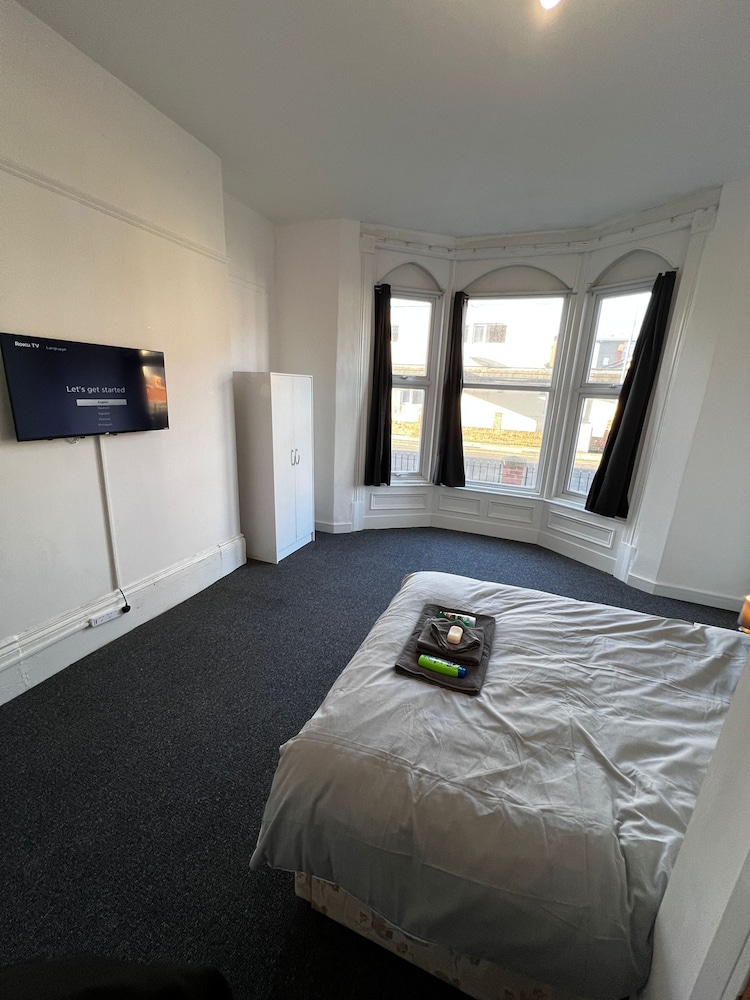 Standard Single Room, Shared Bathroom (Shared) photo 2