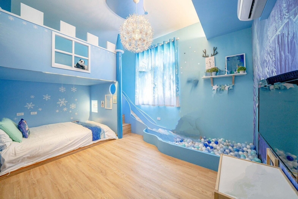 Family Twin Room, Non Smoking photo 2